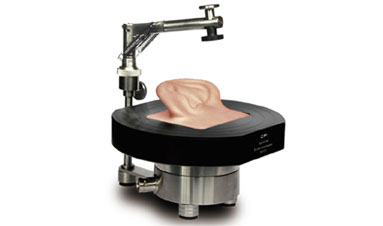 E610BC 真实的模拟了人类耳朵和脸颊以及人头部逼真的平均声阻抗特性，适用于所有类型的耳机，手机的声学特性测量